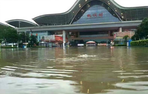 内涝；；；；；；；平Ｃ喑鞘薪ㄉ