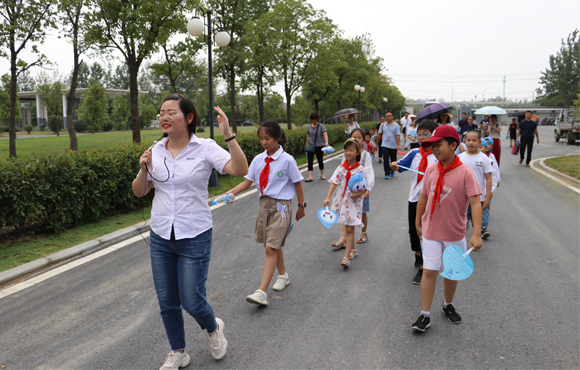 国祯环保第二届“大手牵幼手”企业盛开日活动圆满实现