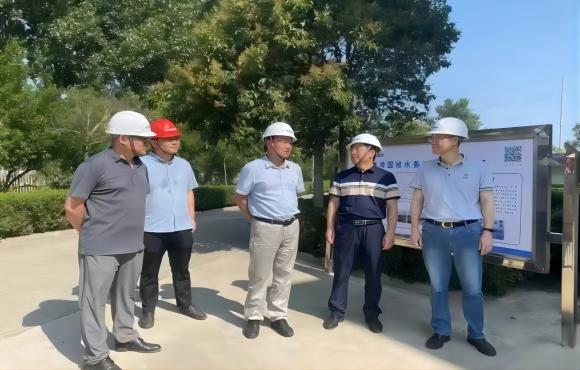 【主题教育】调查钻研进行时丨贺燕峰一行赴江苏区域公司发展调查钻研工作