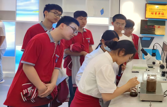 腾博诚信为本发展国际生物多样性主题日活动