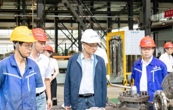 彭云清调研智能设备公司